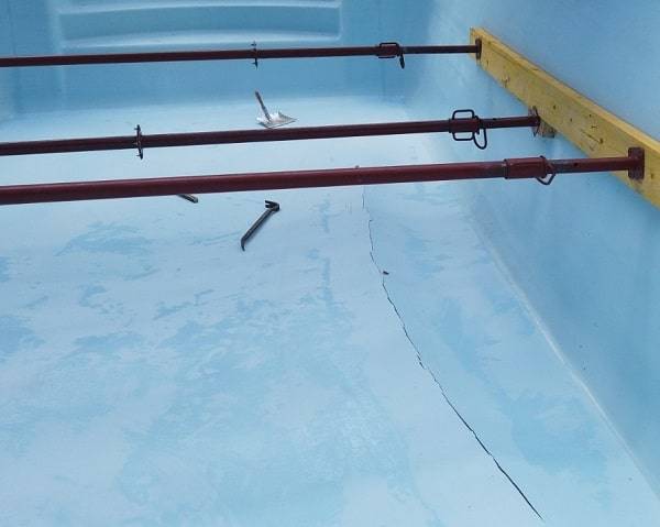 Réparation fissure piscine polyester - Réparation fissure coque polyester à Cassis