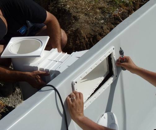 Remplacement skimmer piscine creusée