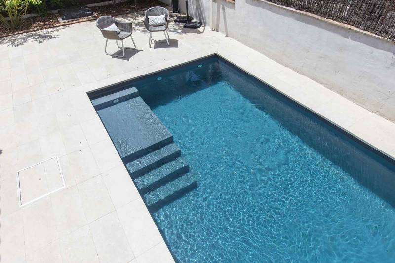 Rénovation de piscine avec liner PVC armé à Gémenos