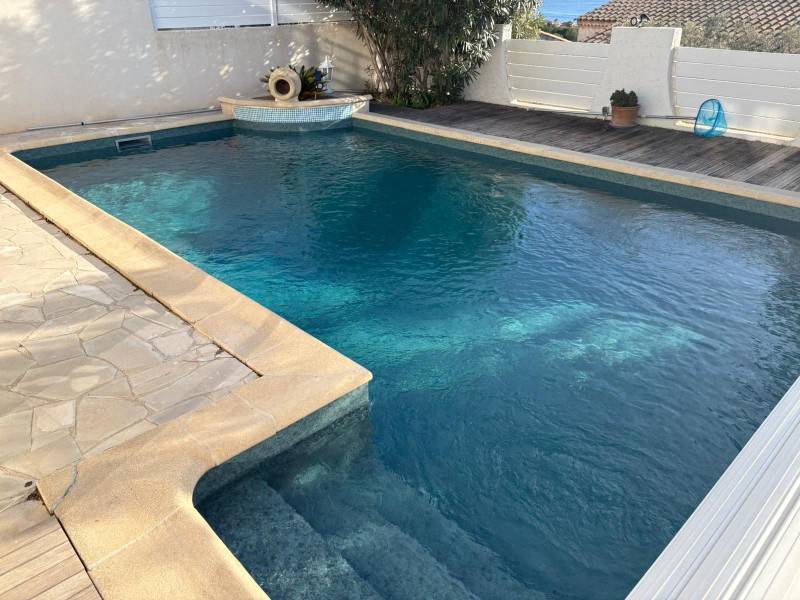 Rénovation Totale : Pose de PVC Armé et Changement de Pièces à Sceller